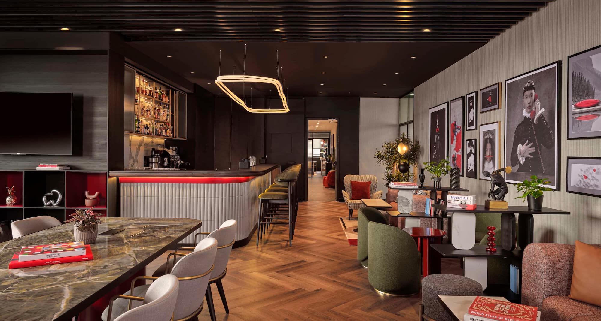 Radisson RED Belgrade - Bar