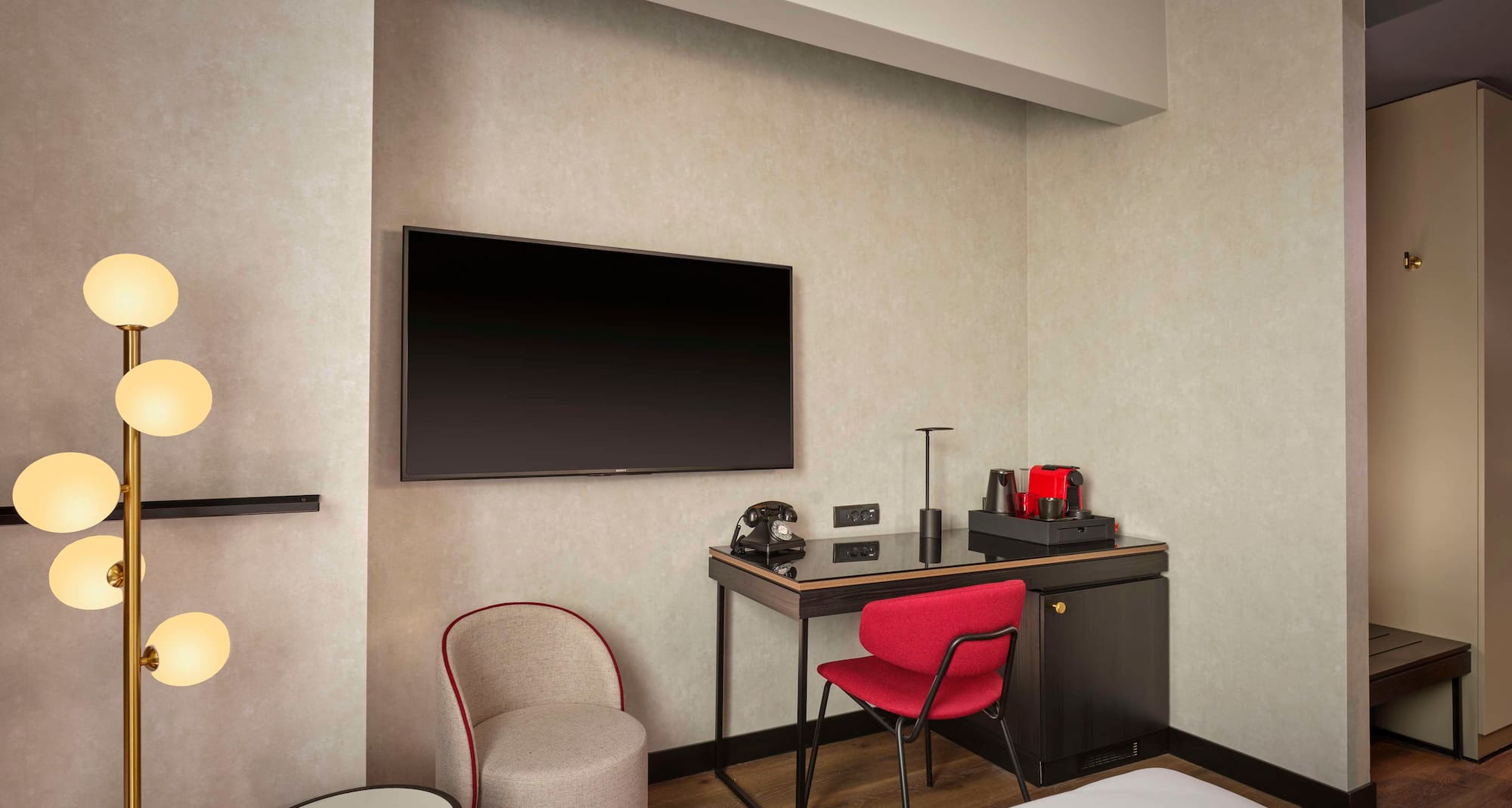 Radisson RED Belgrade - Habitaciones/Alojamientos