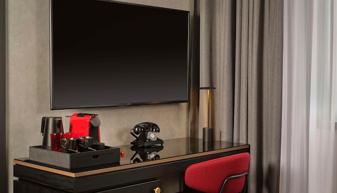 Radisson RED Belgrade - Suita