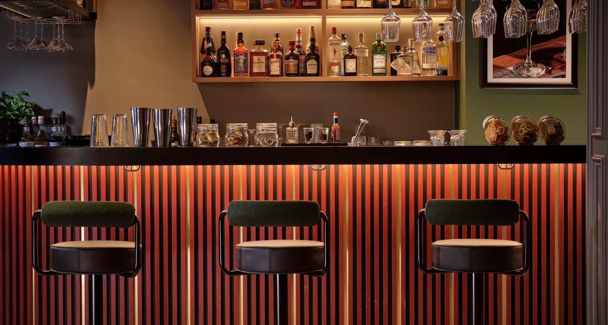 Radisson RED Berlin Kudamm - Bar Detail