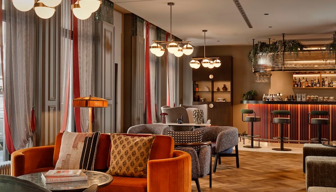 Radisson RED Berlin Kudamm - Bar / Lounge