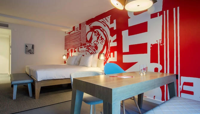 Radisson RED Brussels - Standard Room