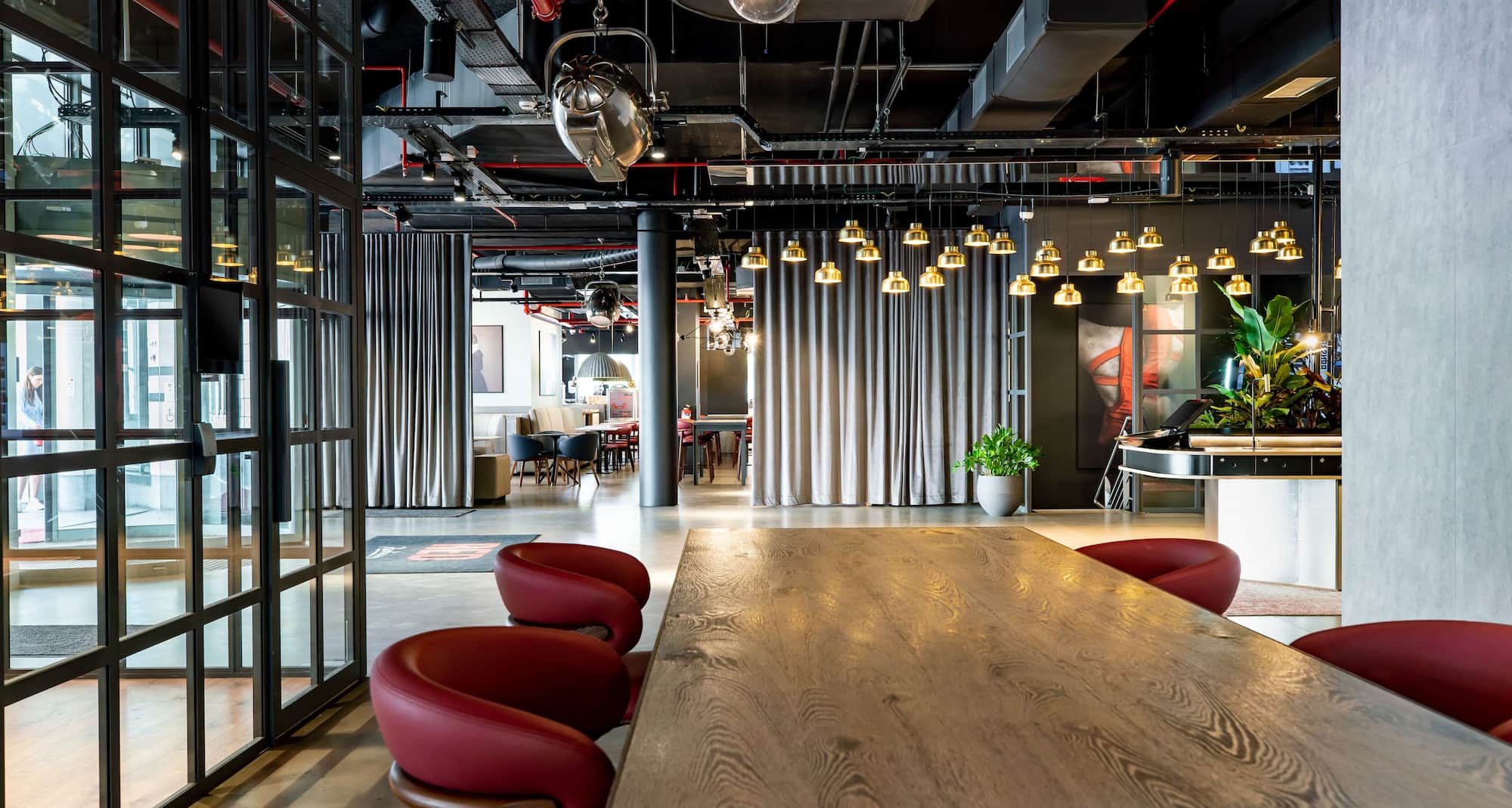 Radisson RED Brussels - hotel ground floor open common areas (lobby, meeting facilities and restaurant)