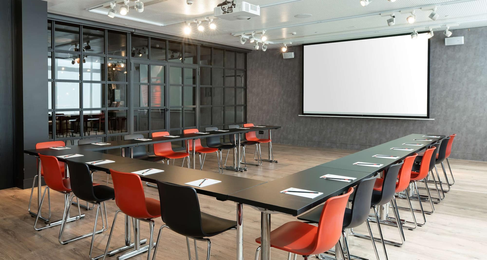 Radisson RED Brussels - Meeting Studio 3, meeting room, u-shape setup