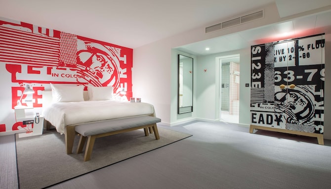 Radisson RED Brussels - Suite