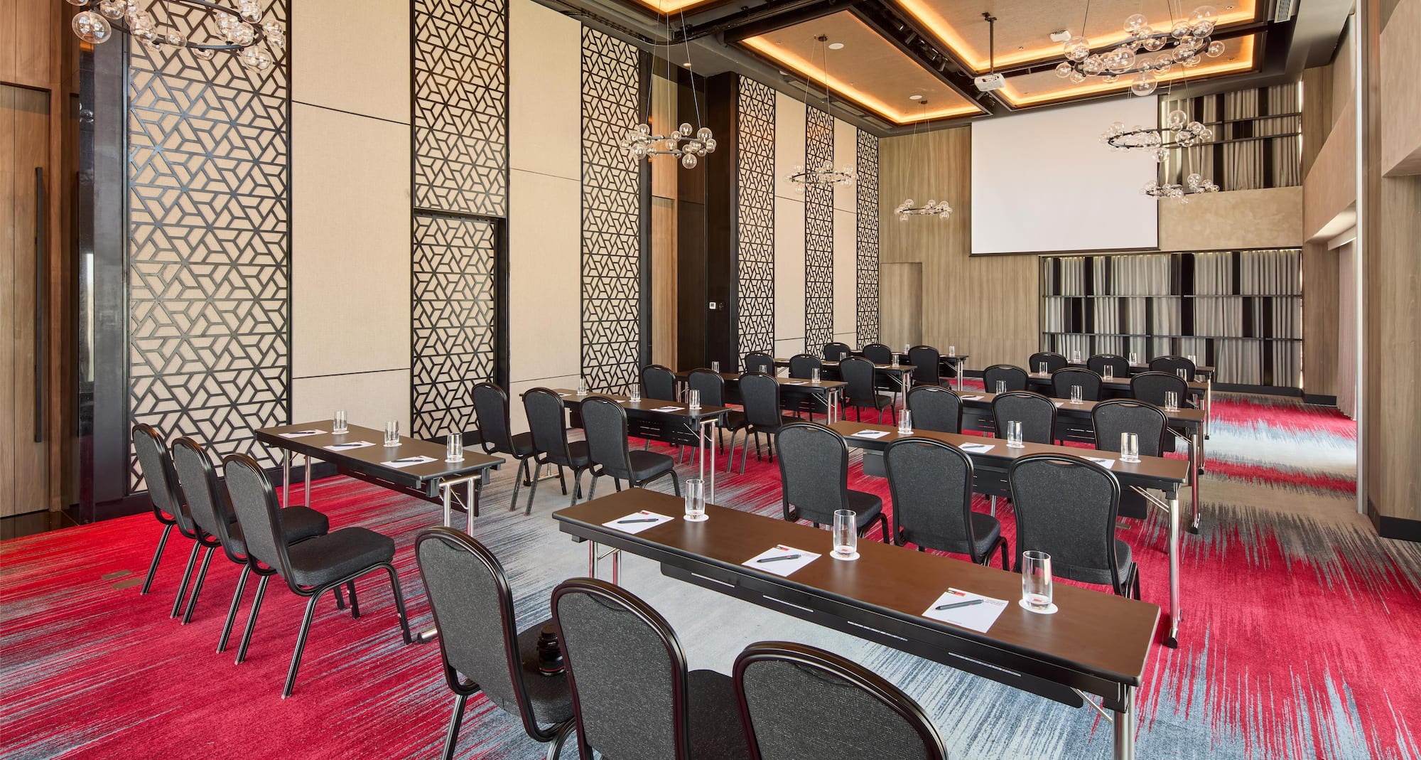 Radisson RED Cebu Mandaue - The Studio Classroom