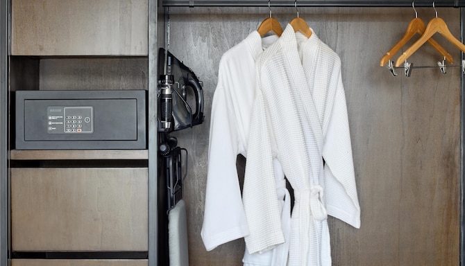 Radisson RED Cebu Mandaue - Family Room