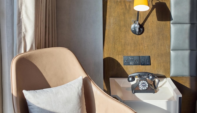 Radisson RED Cebu Mandaue - Family Room