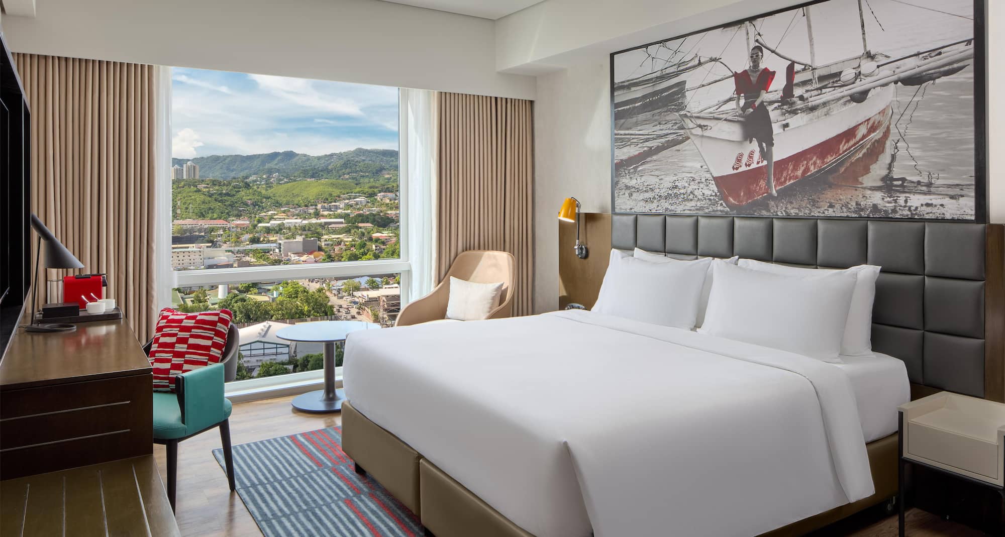 Radisson RED Cebu Mandaue - Deluxe Room - High Floor