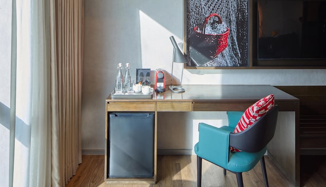 Radisson RED Cebu Mandaue - Deluxe Room Twin bed