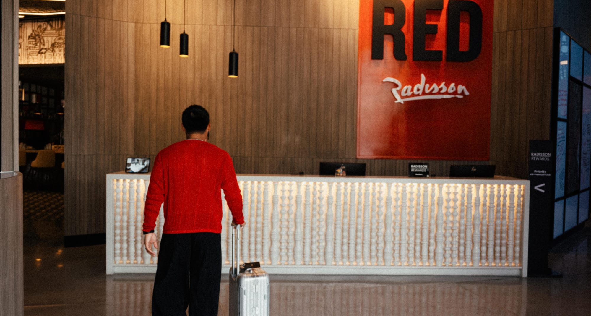 Radisson RED Cebu Mandaue - Arrival