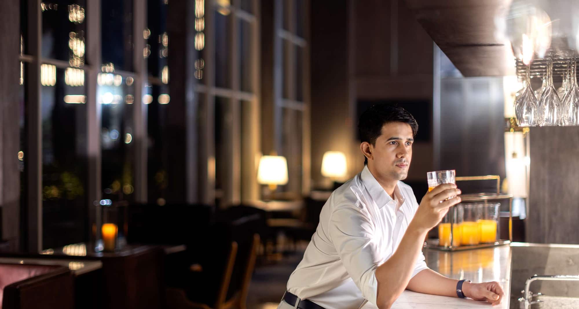 Radisson RED Chandigarh Mohali - Jiggera Bar lifestyle