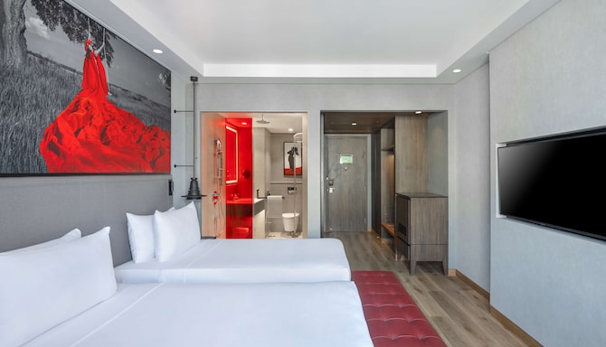 Radisson RED Chandigarh Mohali - Standard Room twin beds