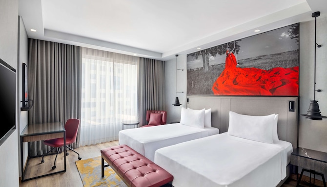Radisson RED Chandigarh Mohali - Standard Room twin beds