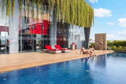 Radisson RED Chandigarh Mohali - RED Splash Swimming Pool