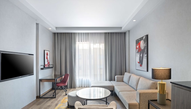 Radisson RED Chandigarh Mohali - Executive Suite living room