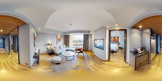 Radisson RED Chandigarh Mohali - Suite 360