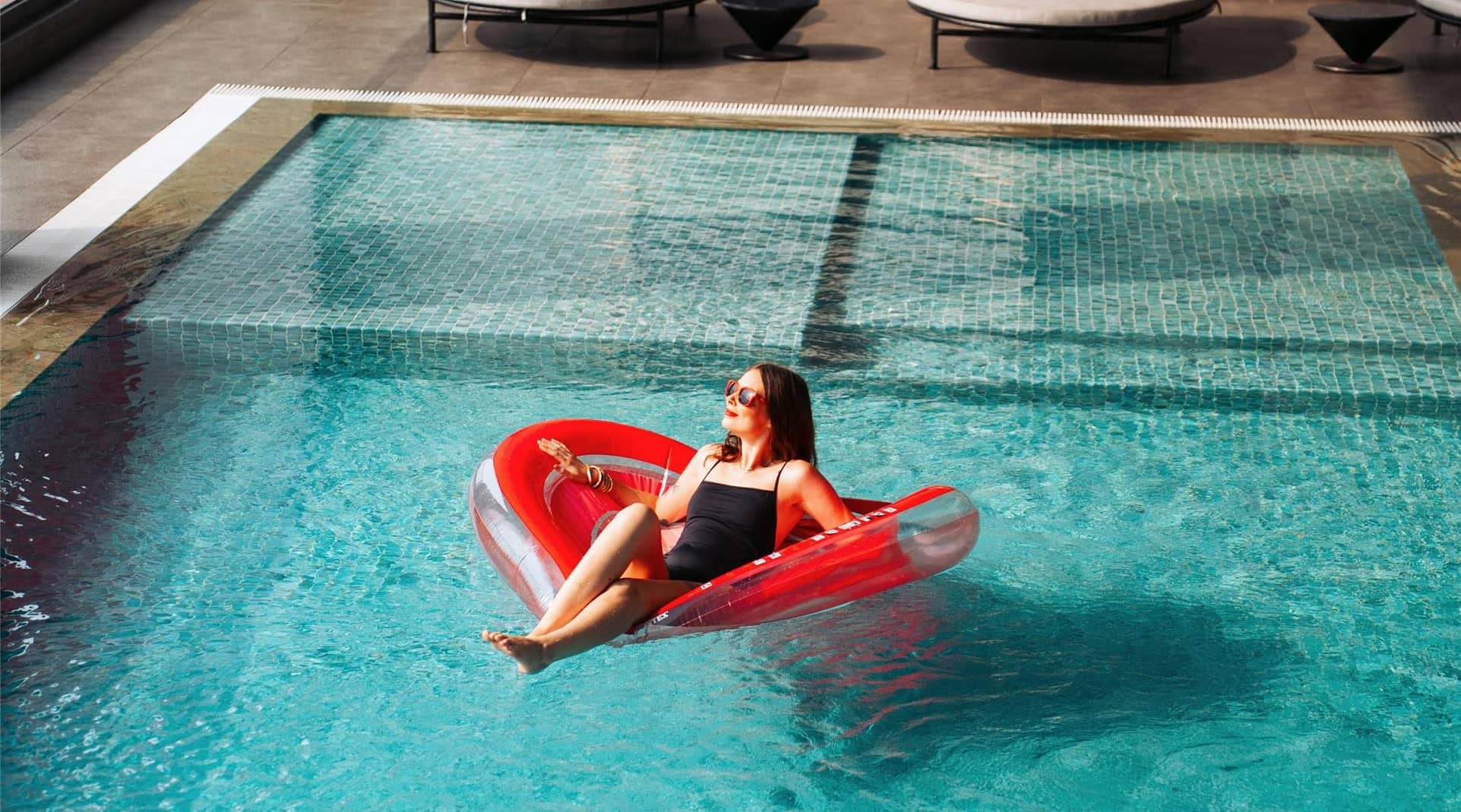 Radisson RED Danang - Pool