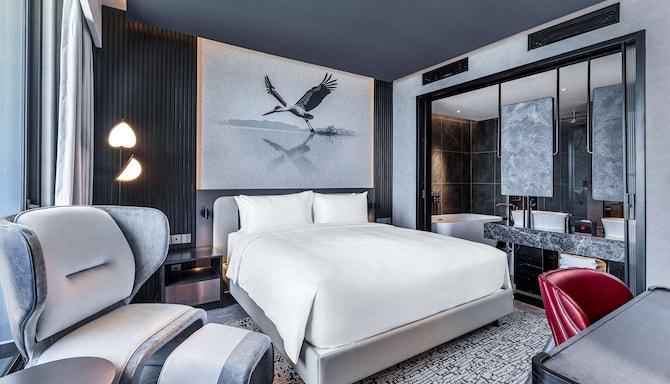 Radisson RED Danang - Suite - Ocean View