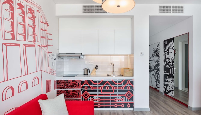 Radisson RED Dubai Silicon Oasis - Studio apartment