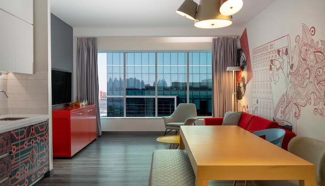 Radisson RED Dubai Silicon Oasis - Apartment