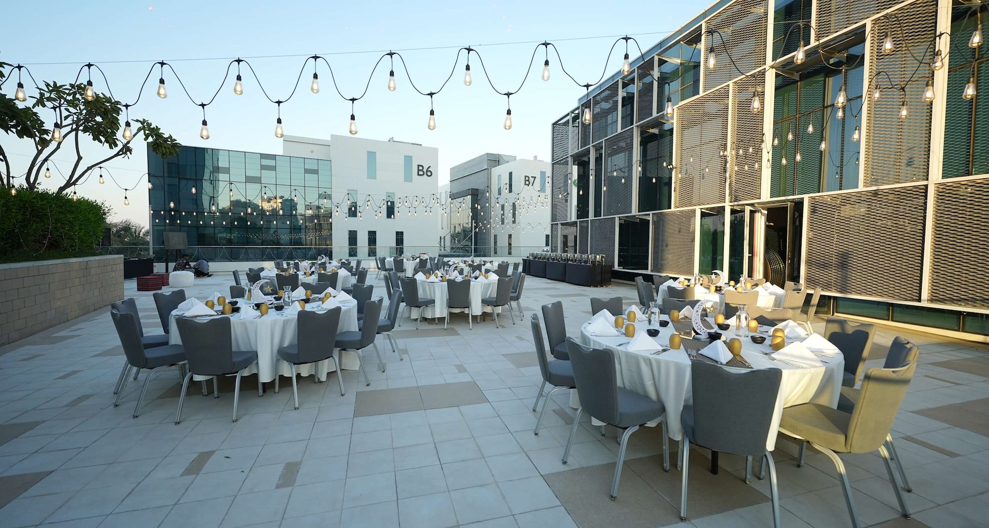 Radisson RED Dubai Silicon Oasis - Outdoor even set-up