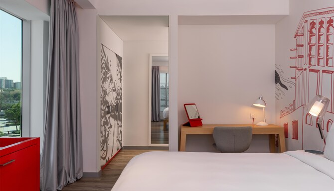 Radisson RED Dubai Silicon Oasis - 客房/住宿