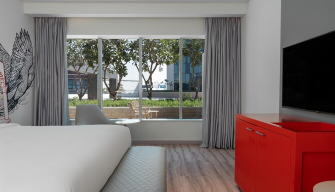 Radisson RED Dubai Silicon Oasis - 客房/住宿
