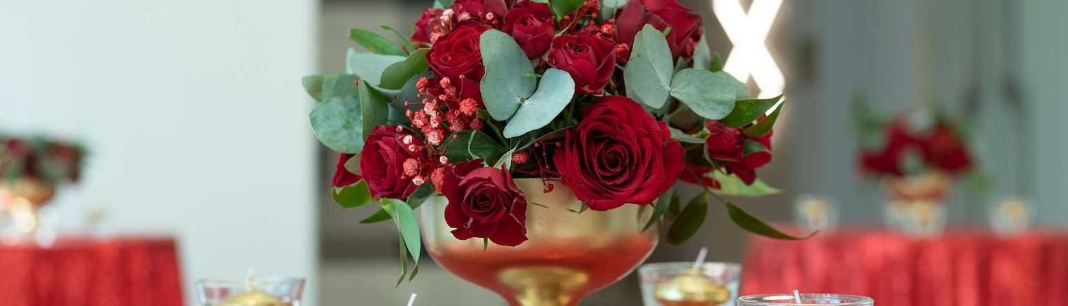 Radisson RED Dubai Silicon Oasis - Decoración de flores de boda