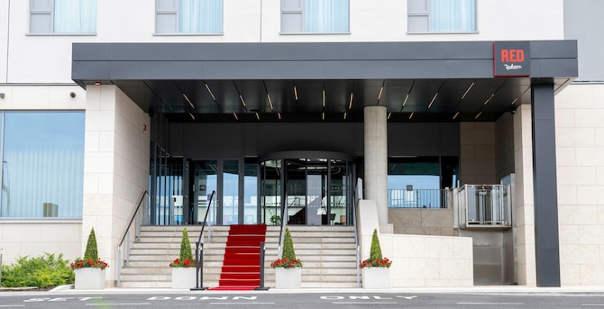 Radisson RED Galway - Vista exterior