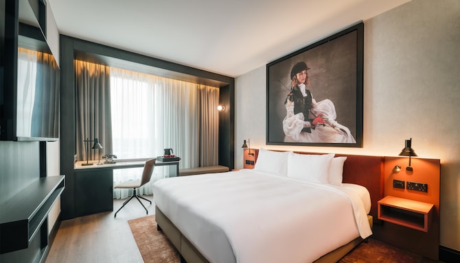 Radisson RED Galway - Standard & Premium Room