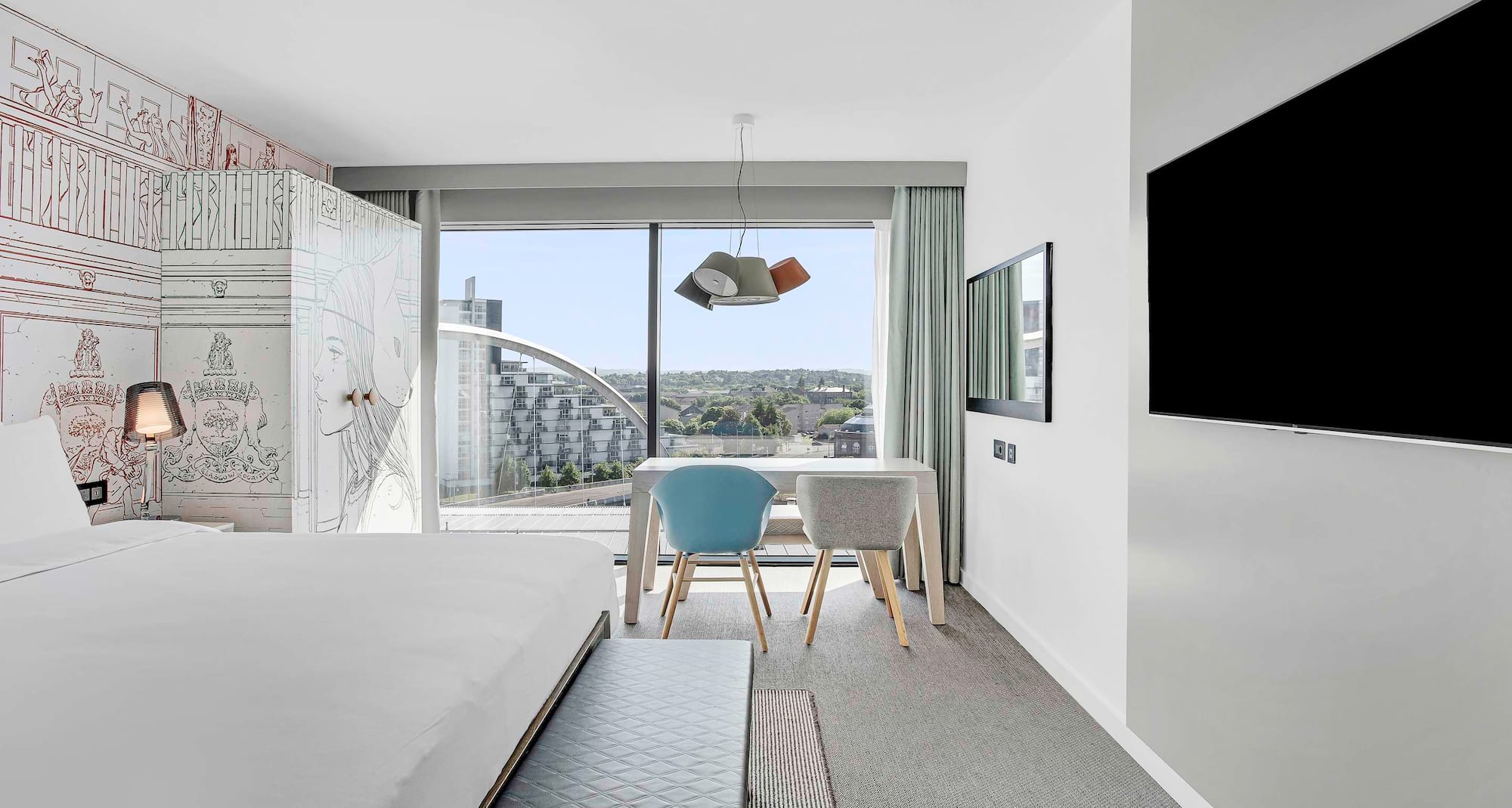 Radisson RED Glasgow - Superior Room - River view