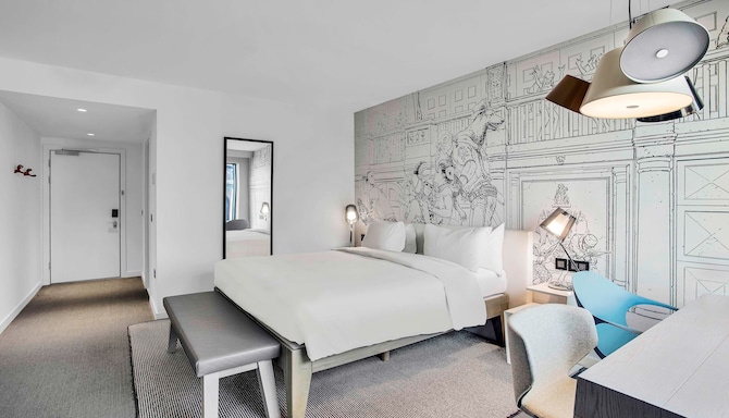 Radisson RED Glasgow - Standard Room
