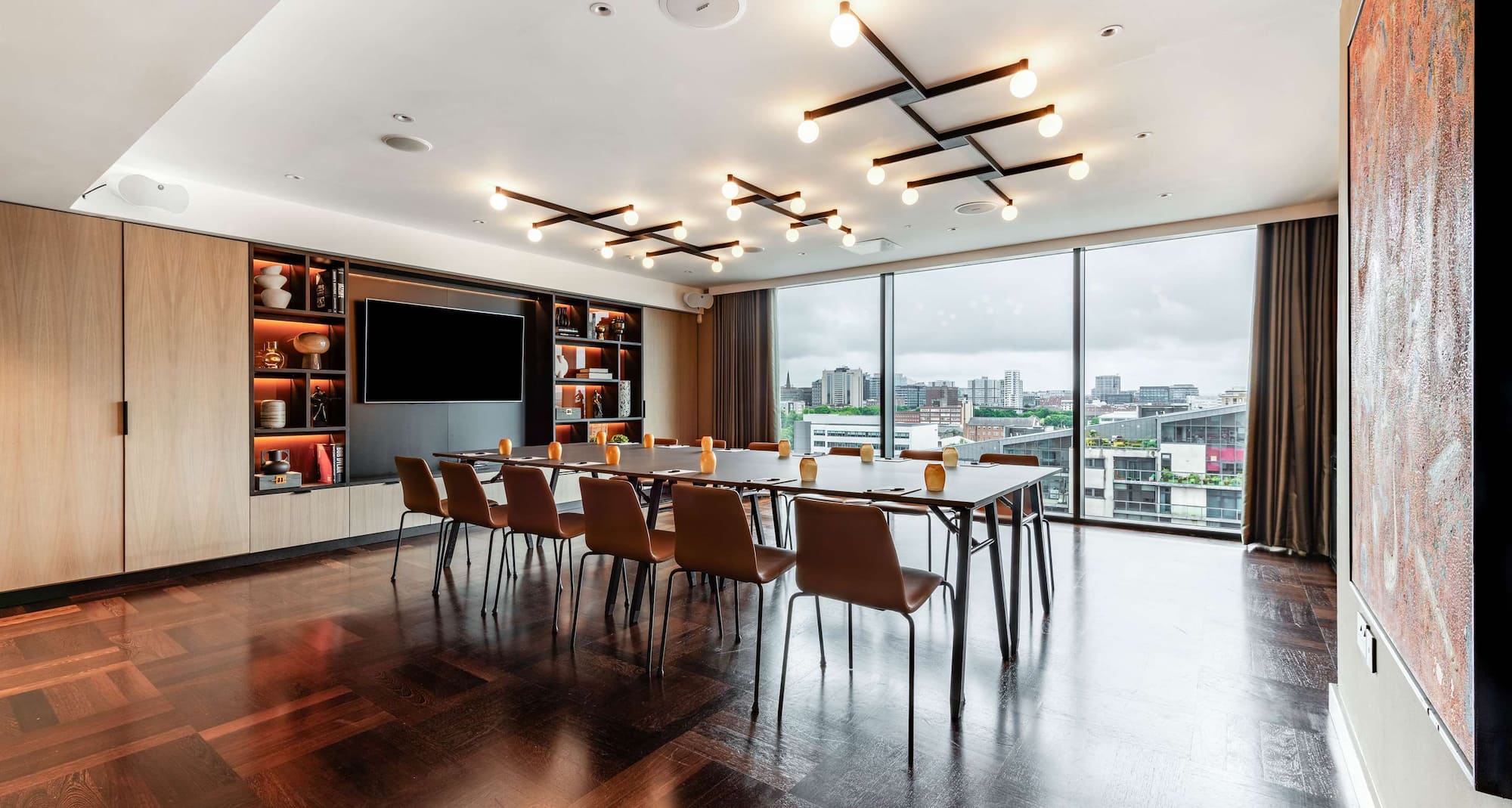 Radisson RED Glasgow - Studio 9 - Boardroom set-up