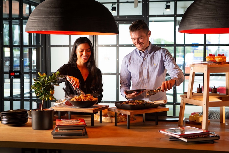 Radisson RED Glasgow - Buffet