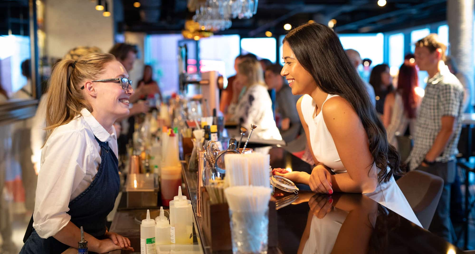 Radisson RED Glasgow - RED Sky Bar