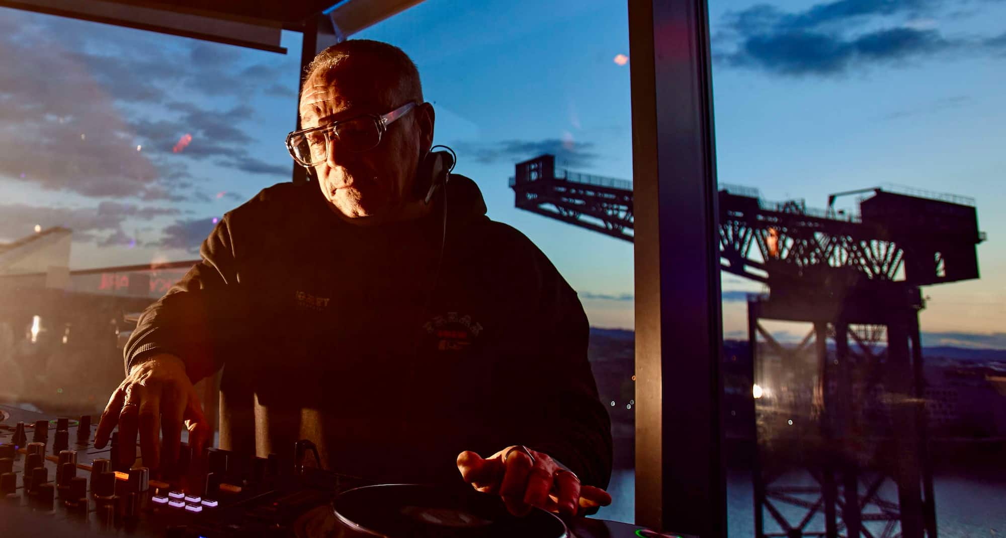 Radisson RED Glasgow - Skyline Events at RED Sky Bar