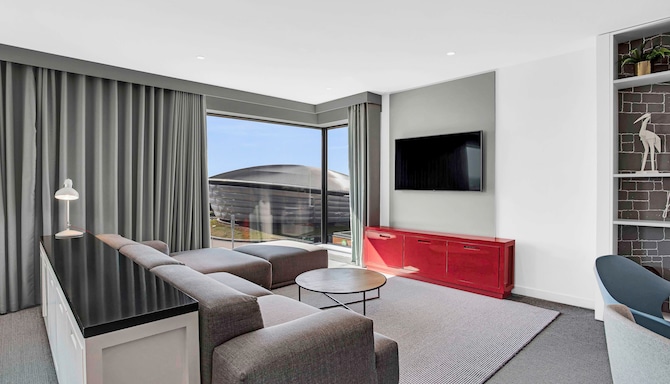 Radisson RED Glasgow - Sweet Suite