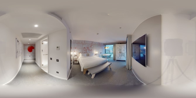 Radisson RED Glasgow - Junior Suite - Hydro View