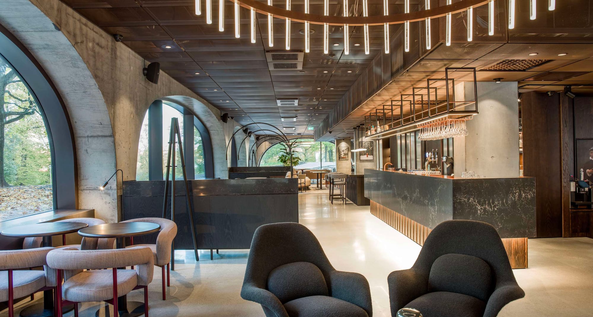Radisson RED Helsinki - RED Bar & Kitchen