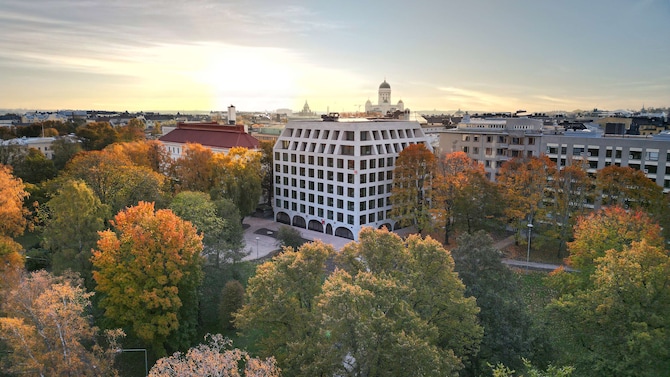 Radisson RED Helsinki - Vy över fasaden