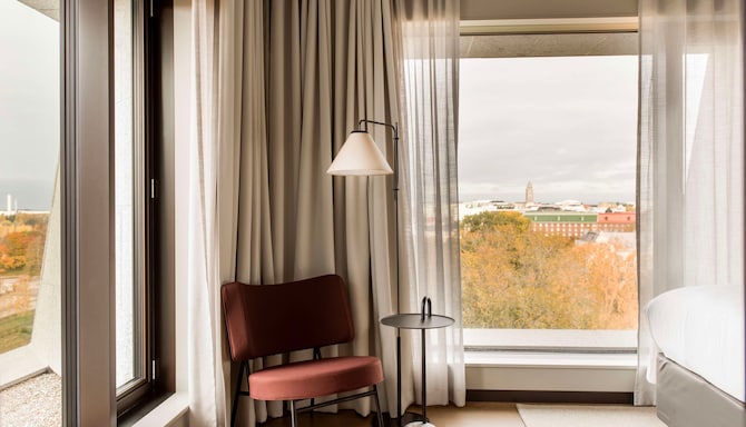 Radisson RED Helsinki - Hotellihuone