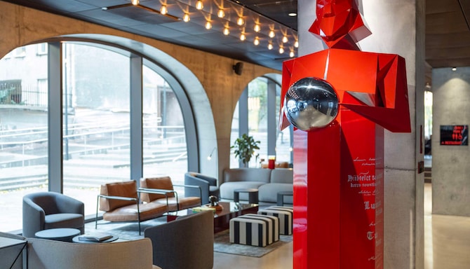 Radisson RED Helsinki - Lobby