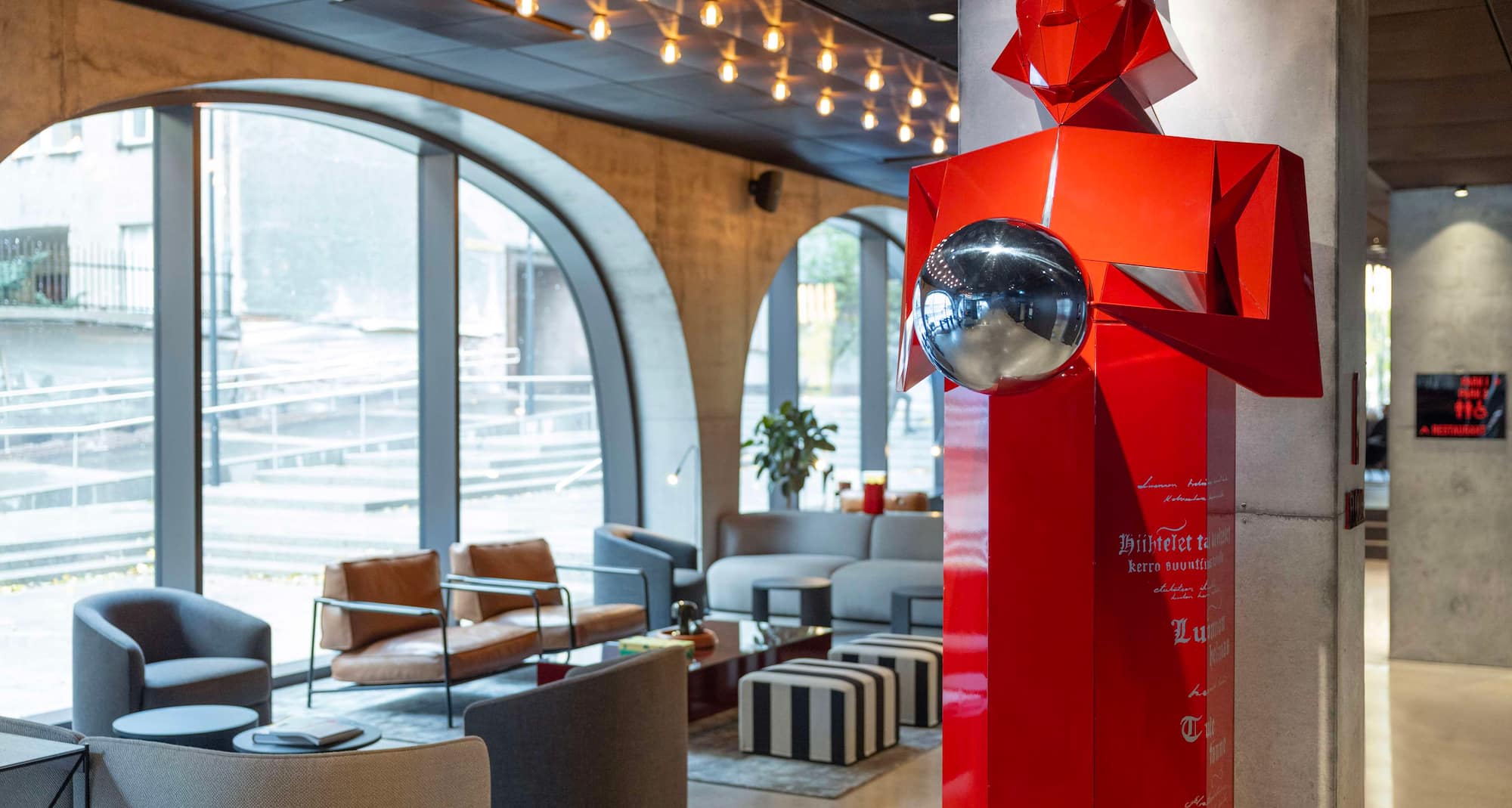 Radisson RED Helsinki - Lobby