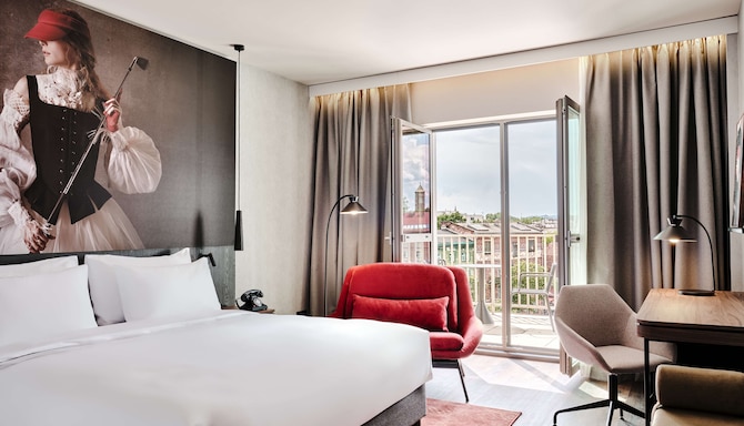 Radisson RED Hotel & Radisson RED Apartments, Krakow - Gaestezimmer