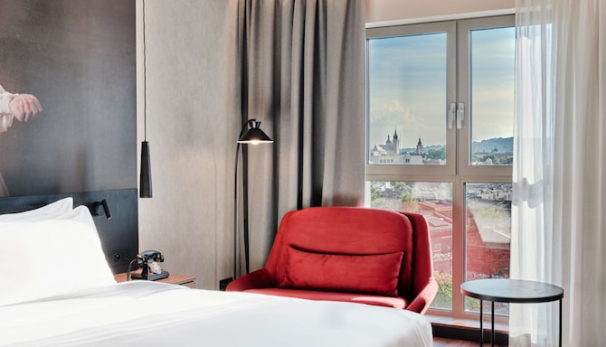Radisson RED Hotel & Radisson RED Apartments, Krakow - Gaestezimmer