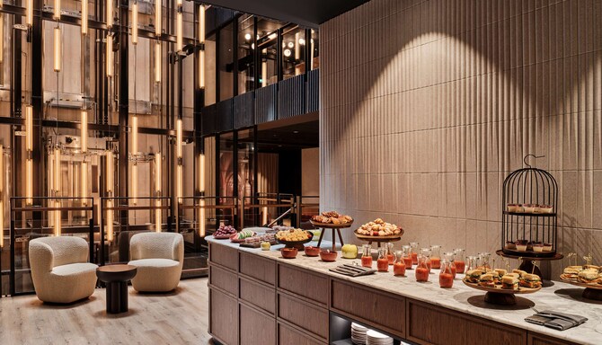 Radisson RED Hotel and Radisson RED Apartments, Krakow - Meetings and Events foyer