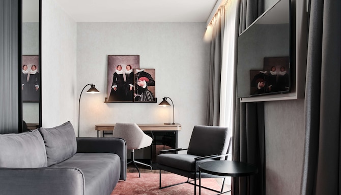 Radisson RED Hotel & Radisson RED Apartments, Krakow - Suite