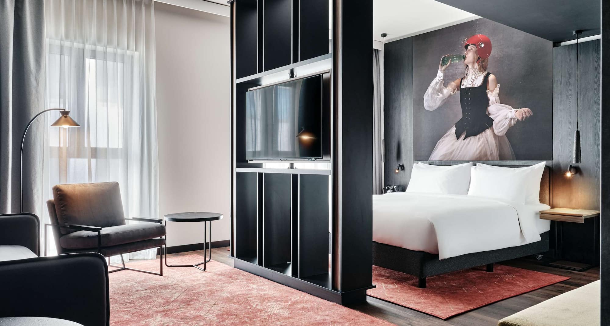 Radisson RED Hotel and Radisson RED Apartments, Krakow - Junior Suite