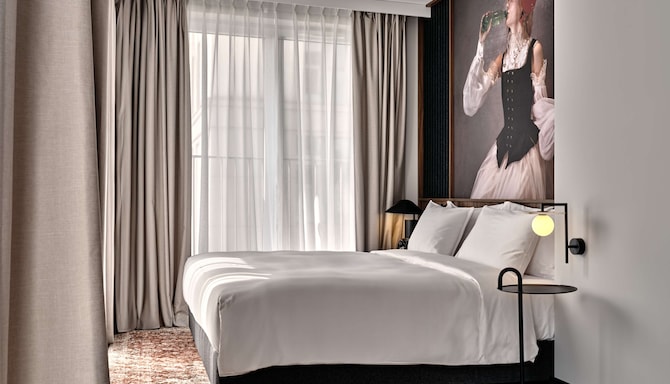 Radisson RED Hotel & Radisson RED Apartments, Krakow - Suite